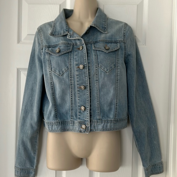GAP Jackets & Blazers - GAP Denim Jean Jacket